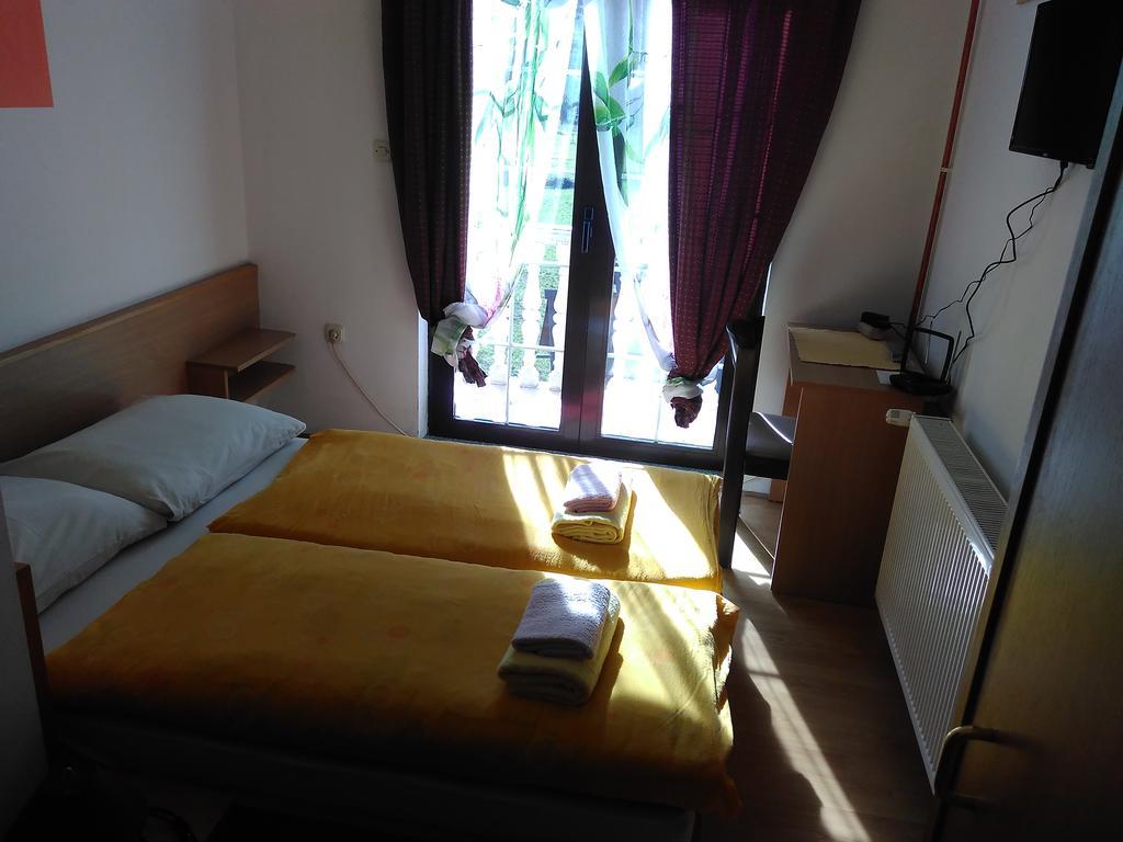Bed & Breakfast Konoba Jure Krasno Polje