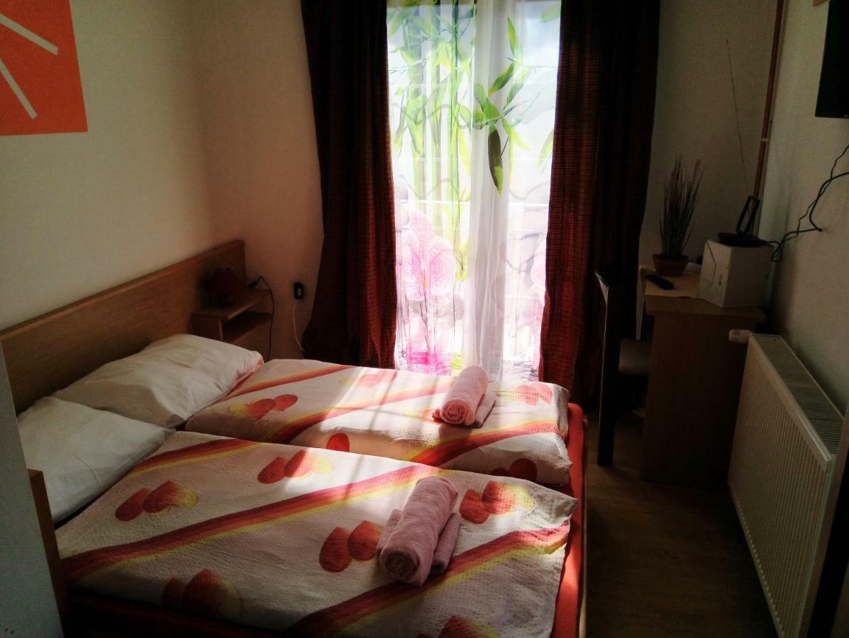 Konoba Jure Bed & Breakfast 3*