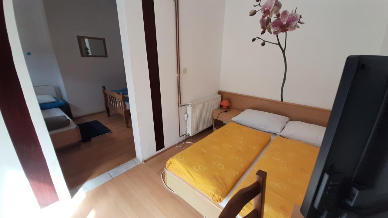 Konoba Jure Bed & Breakfast 3*